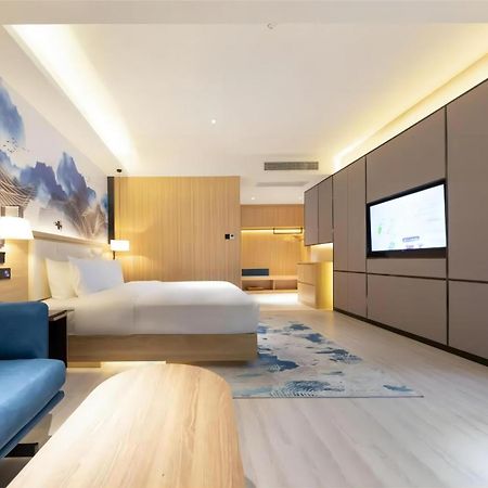 Ausotel By Argyle Baiyun International Airport Renhe Metro Exit B Guangzhou Eksteriør billede